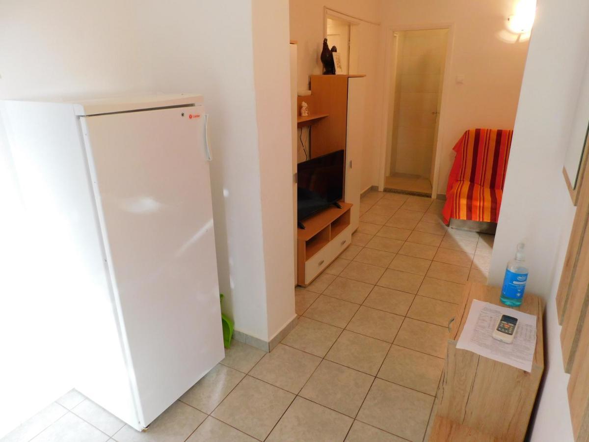 Apartments Marica クルク エクステリア 写真
